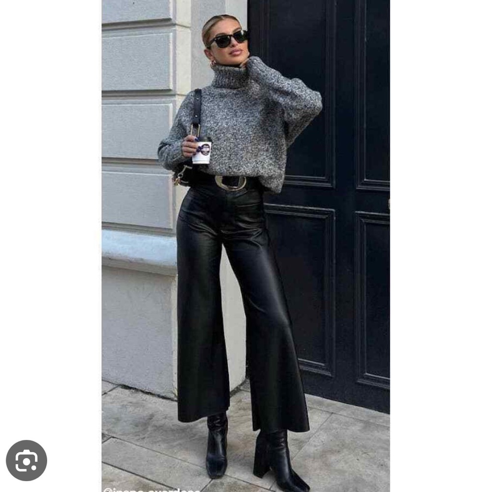 ZARA WOMAN COSY SWEATER WITH HIGH NECK BLACK / ECRU